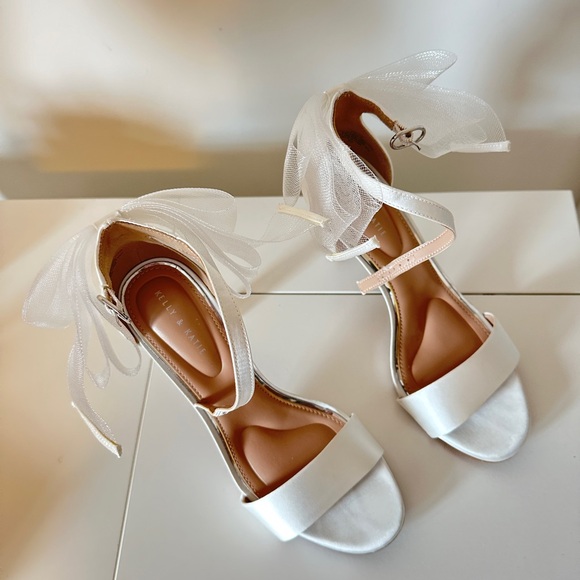 Kelly & Katie Satin White Heels with Tulle Accents - Picture 4 of 4